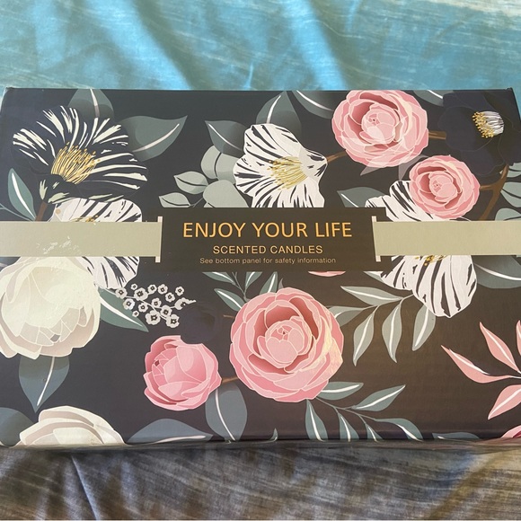 Enjoy Your Life Scented Candles - Picture 4 of 5